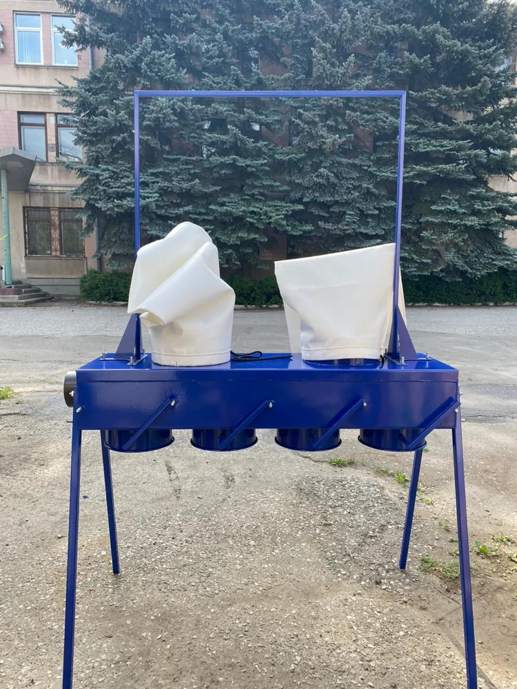 Реальный мешконабиватель на несколько мешков